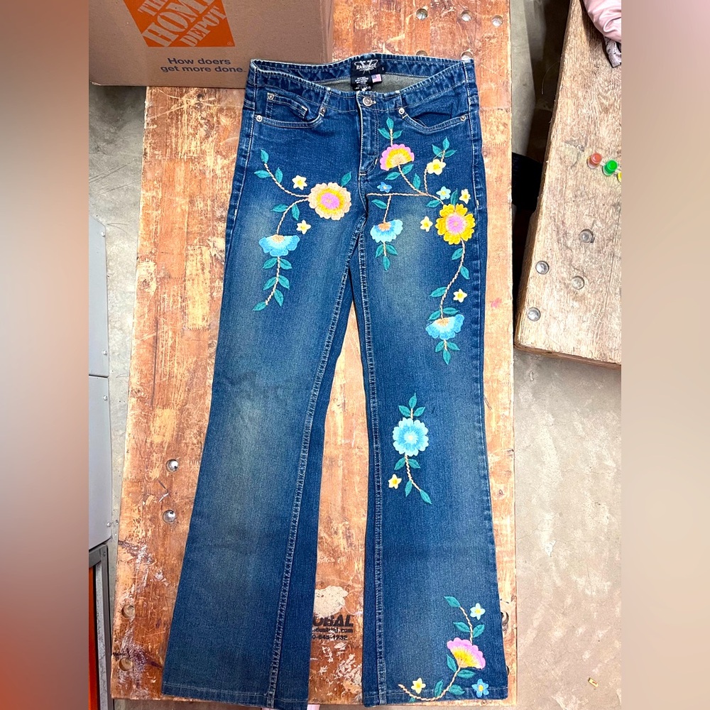 Rampage embroidered jeans
